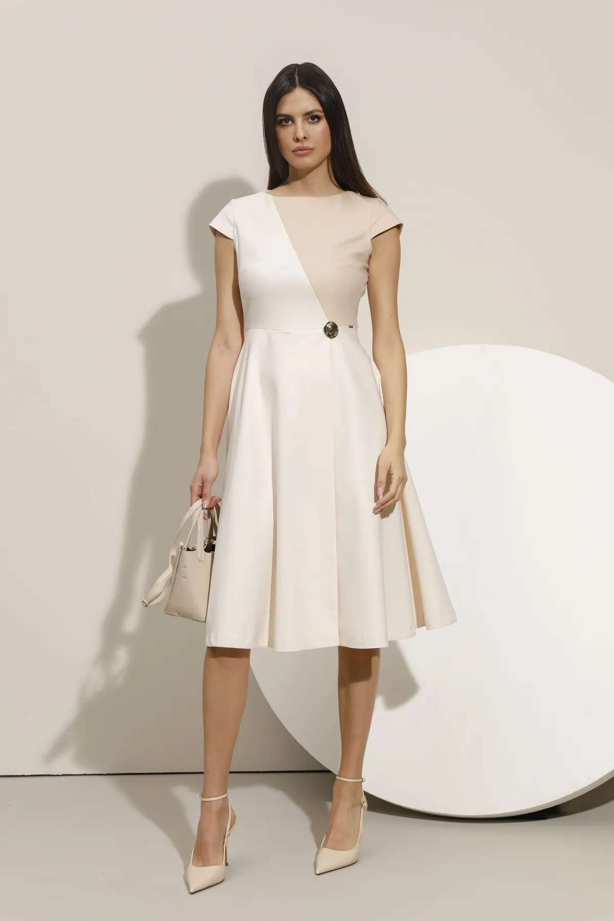 Elegantna midi haljina
